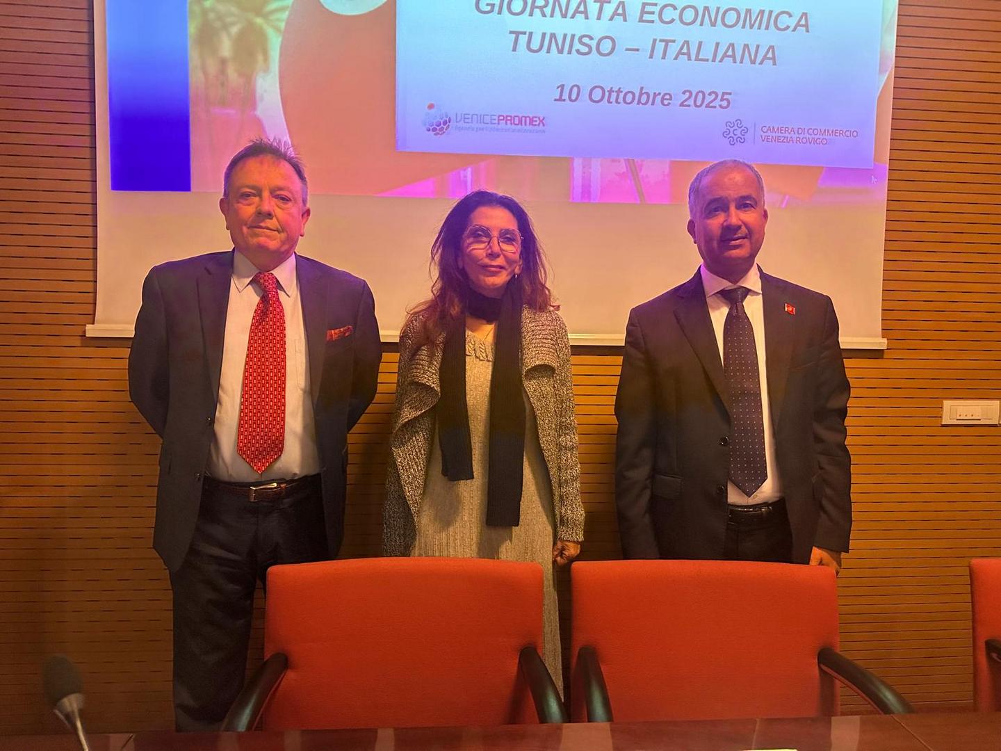 Venezia, la Tunisia e il mare le uniscono.
